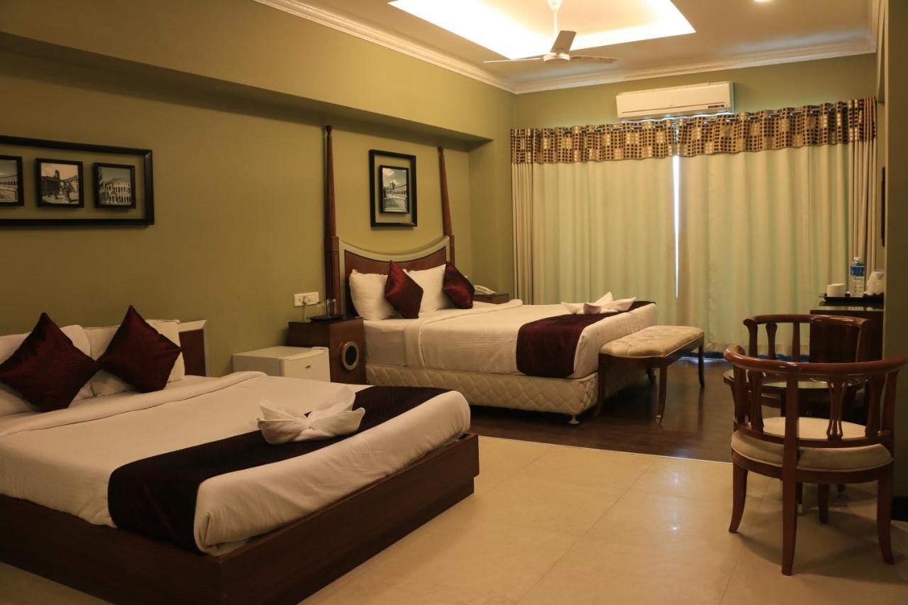 Jalsa Hotel&Banquets Indore Extérieur photo