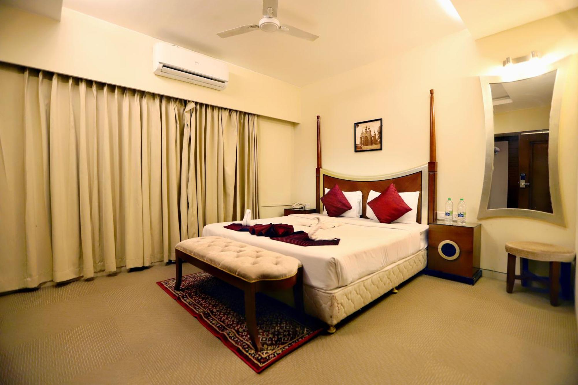 Jalsa Hotel&Banquets Indore Extérieur photo