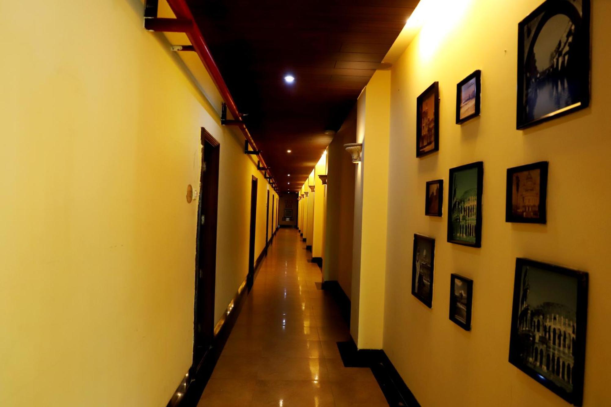 Jalsa Hotel&Banquets Indore Extérieur photo