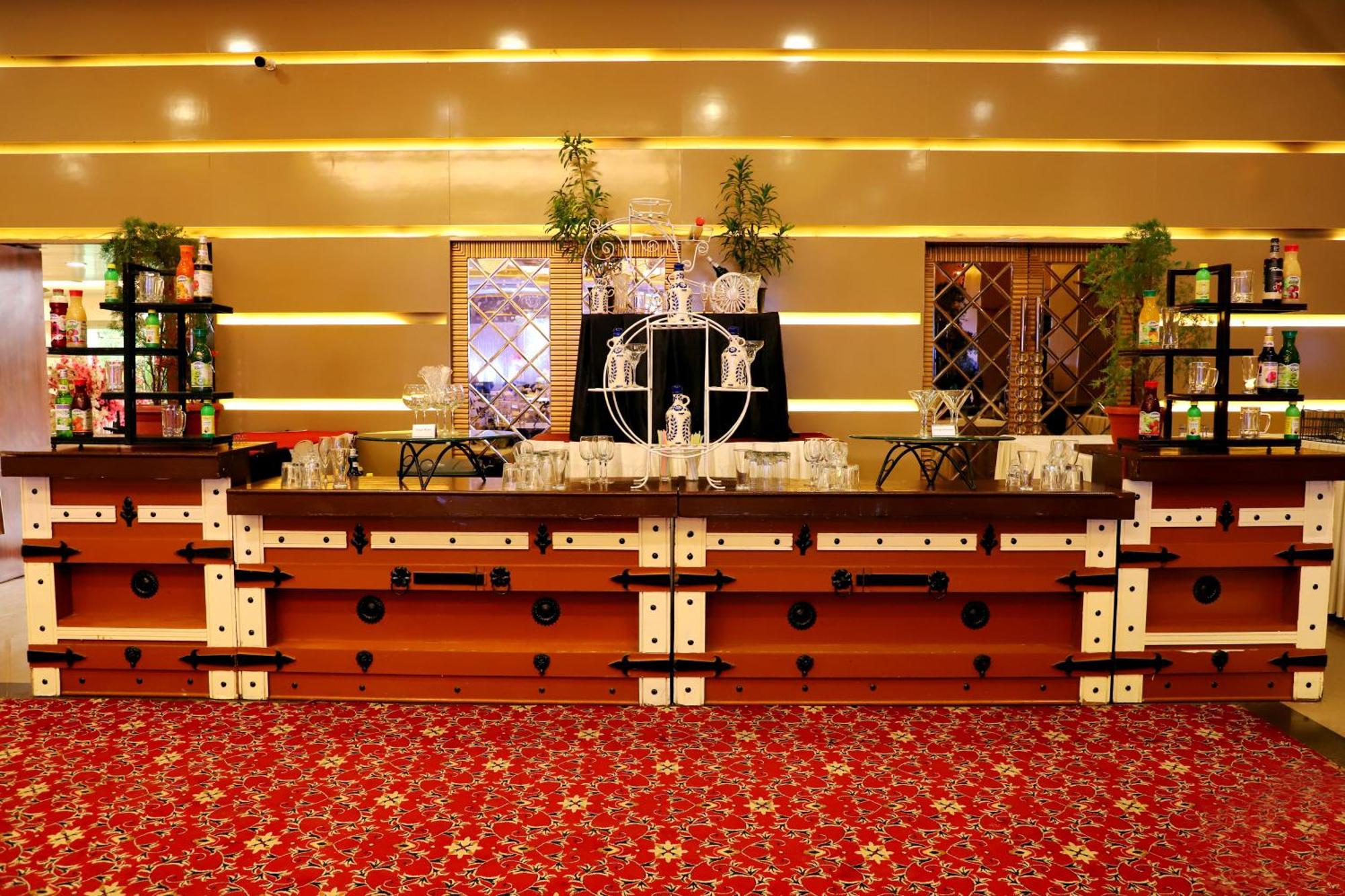 Jalsa Hotel&Banquets Indore Extérieur photo